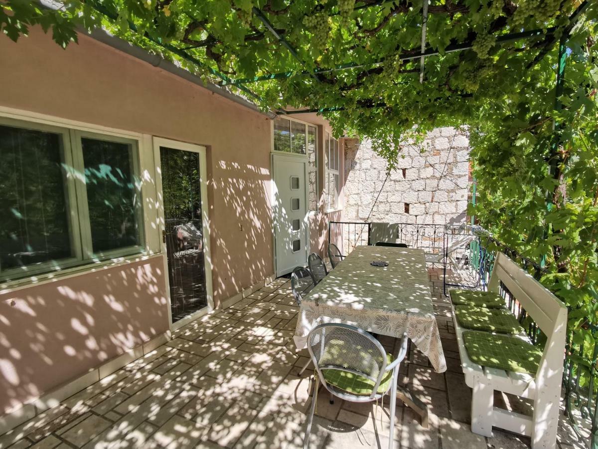 Big And Spacious Apartment In The Heart Of אומיס מראה חיצוני תמונה